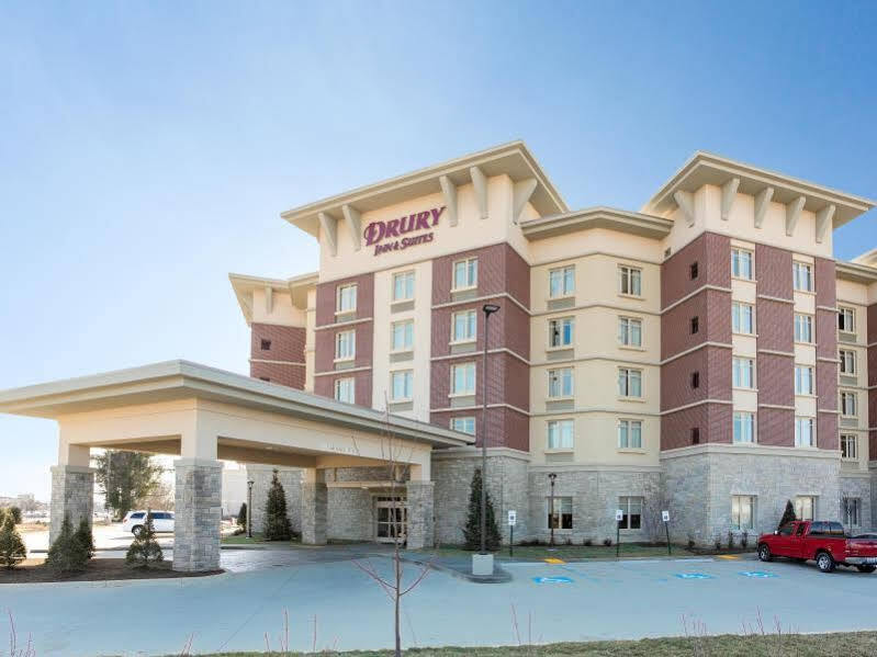 Drury Inn & Suites Louisville North Exterior photo